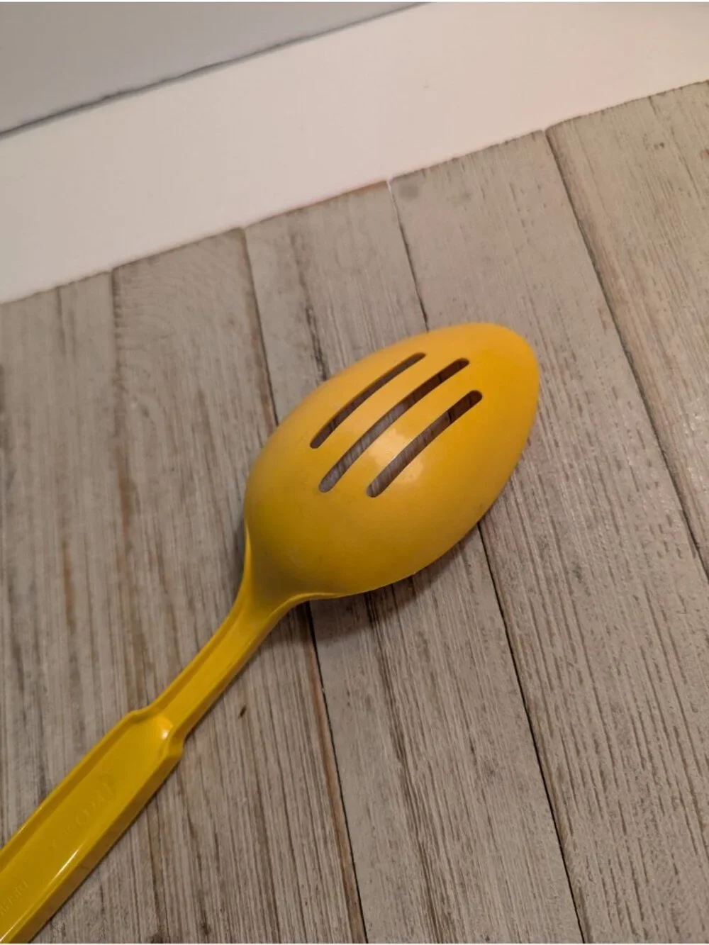 Ekco Slotted Serving Spoon Yellow Nylon Plastic 11